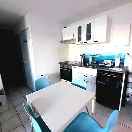 A L'abordage Sete, Gare, Parking Apartment